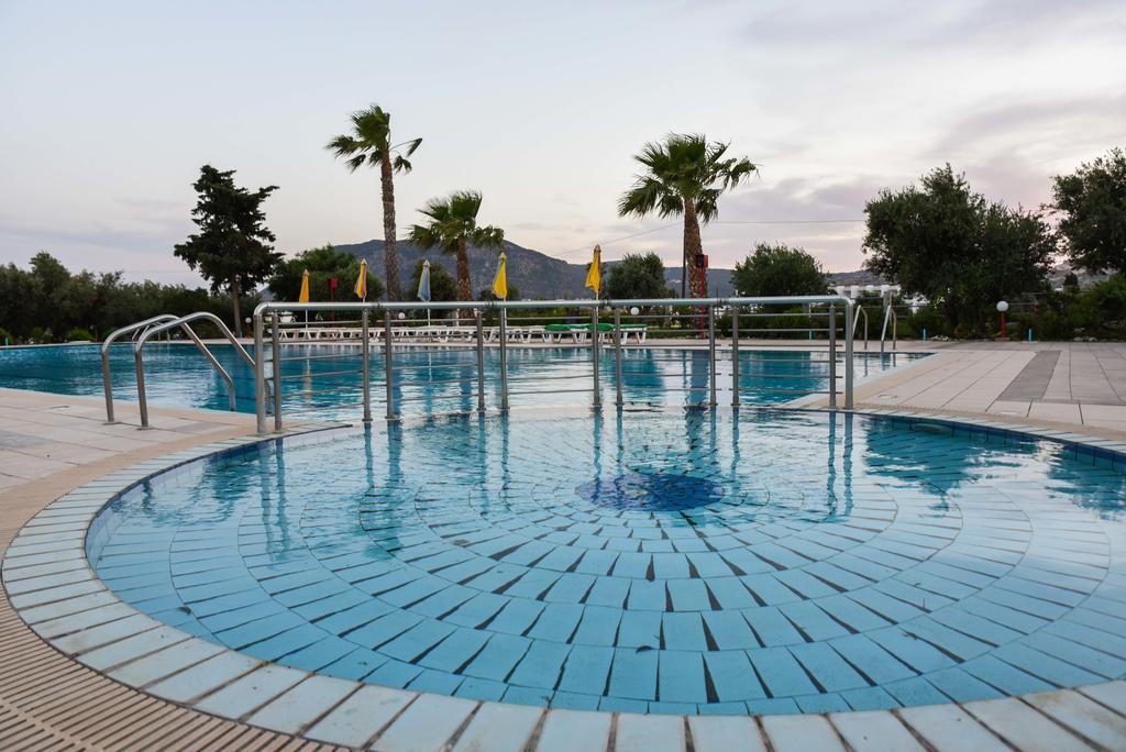 Chrysoula Hotel Kefalos  Exterior photo